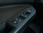 Volkswagen Golf 1.5 eTSI 150 pk Style 7-DSG | Trekhaak | Navigatie | Parkeersensoren |