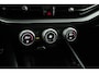 Skoda Superb Combi 1.5 TSI 204pk PHEV Sportline Business | Panoramadak | Head-up Display | Canton Audio | Adaptief Onderstel | Stoelverwarming & Ventilatie