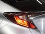 Toyota C-HR / C-HR+ 1.8 Hybrid Active | Achteruitrijcamera | Trekhaak | Navigatie | Stuur en Stoelverwarming | LED koplampen | Cruise control