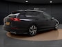 Volkswagen Golf Variant 1.5 eTSI R-Line | Camera | ACC | Elek. Achterklep | Stuur/-Stoelverwarming | Sportstoelen | 18'' |