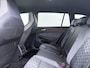 Volkswagen Golf Variant 1.5 eTSI R-Line | Camera | ACC | Elek. Achterklep | Stuur/-Stoelverwarming | Sportstoelen | 18'' |