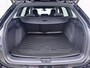 Volkswagen Golf Variant 1.5 eTSI R-Line | Camera | ACC | Elek. Achterklep | Stuur/-Stoelverwarming | Sportstoelen | 18'' |