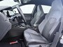Volkswagen Golf Variant 1.5 eTSI R-Line | Camera | ACC | Elek. Achterklep | Stuur/-Stoelverwarming | Sportstoelen | 18'' |