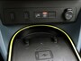 Fiat Grande Panda La Prima 113pk 44 kWh Automaat | Stoel-/Stuurverwarming | Camera | Stoel-/Stuurverwarming | LED Koplampen | DAB Ontvanger | Climate Control | Cruise Control | 17"LMV | Apple Carplay/Android Auto |
