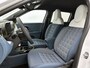 Fiat Grande Panda La Prima 113pk 44 kWh Automaat | Stoel-/Stuurverwarming | Camera | Stoel-/Stuurverwarming | LED Koplampen | DAB Ontvanger | Climate Control | Cruise Control | 17"LMV | Apple Carplay/Android Auto |
