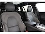 Volvo V60 T6 PLUG-IN HYBRID AWD ULTRA DARK *VOL!* -PANO.DAK|BOWERS&WILKNS|360°CAM|19"|HEAD-UP DISP.|SPORTSTOELEN|BLACK.BADGE
