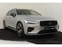 Volvo V60 T6 PLUG-IN HYBRID AWD ULTRA DARK *VOL!* -PANO.DAK|BOWERS&WILKNS|360°CAM|19"|HEAD-UP DISP.|SPORTSTOELEN|BLACK.BADGE