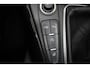 Ford Focus 1.0-125pk Titanium. Erg nette en luxe Ford Focus. Stoel-, stuur- en voorraamverw., autm. airco dual, navigatie, metallic lak, telefoonvoorb., camera, pdc v+a, dodehoek assist, AllSeason banden rondom, trekhaak, LM wielen etc.