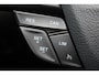 Ford Focus 1.0-125pk Titanium. Erg nette en luxe Ford Focus. Stoel-, stuur- en voorraamverw., autm. airco dual, navigatie, metallic lak, telefoonvoorb., camera, pdc v+a, dodehoek assist, AllSeason banden rondom, trekhaak, LM wielen etc.