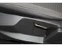 Ford Focus 1.0-125pk Titanium. Erg nette en luxe Ford Focus. Stoel-, stuur- en voorraamverw., autm. airco dual, navigatie, metallic lak, telefoonvoorb., camera, pdc v+a, dodehoek assist, AllSeason banden rondom, trekhaak, LM wielen etc.