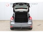Ford Focus 1.0-125pk Titanium. Erg nette en luxe Ford Focus. Stoel-, stuur- en voorraamverw., autm. airco dual, navigatie, metallic lak, telefoonvoorb., camera, pdc v+a, dodehoek assist, AllSeason banden rondom, trekhaak, LM wielen etc.