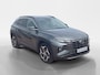 Hyundai Tucson 1.6 T-GDI PHEV Premium 4WD *Automaat*Navi+Camera*Adapt Cruise Control*Stoel verwarming/ventilatie*Climate Control*Stuurverwarming*Elekt. Stoelen*LM.Velgen*1ste eigenaar*Zeer nette auto!