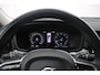 Volvo V60 B3 163PK Ultimate Bright | Adaptive Cruise & Pilot Assist | Premium Harman/Kardon Audio | Stoel & Stuurverwarming | Park Assist Achter | Head-Up Display |