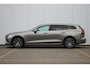 Volvo V60 B3 163PK Ultimate Bright | Adaptive Cruise & Pilot Assist | Premium Harman/Kardon Audio | Stoel & Stuurverwarming | Park Assist Achter | Head-Up Display |
