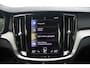 Volvo V60 B3 163PK Ultimate Bright | Adaptive Cruise & Pilot Assist | Premium Harman/Kardon Audio | Stoel & Stuurverwarming | Park Assist Achter | Head-Up Display |