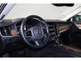 Volvo S90 T4 Inscription - IntelliSafe Assist & Surround - Parkeercamera achter - Verwarmde voorstoelen - Parkeersensoren voor & achter - Elektr. bedienb. voorstoelen met geheugen - 18' LMV