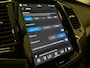 Volvo XC90 T8 AWD Recharge Ultra Ultimate Dark | Luchtvering | Trekhaak | All Season banden | 360 Camera | Head-Up Display | Harman Kardon | 455pk | Adaptieve Cruise Control | Stoelverwarming voor+achter | Stuurwielverwarming | Schuifdak | Full LED Meesturende koplampen | Pilot Assist | BLIS Dode Hoek Detectie | Alcantara hemelbekleding | Lederen zonnekleppen en handgrepen | Elektrische voorstoelen geheugen | Lederen bekleding | Zitting verlenging voorstoelen | Lederen dashboard | 20 Inch | Google Infotainment | Keyless Drive | Privacy Glass | Elektrisch bedienbare achterklep | Geïntegreerd kinderzitje achterin | Geïntegreerde zongordijnen achterportieren | Verlichte instaplijsten | 7-Persoons | 4-Zone Climate Control | DAB Radio | Apple Carplay/Android Auto | Alarm Klasse III | Platinum Grey Metallic |