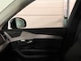 Volvo XC90 T8 AWD Recharge Ultra Ultimate Dark | Luchtvering | Trekhaak | All Season banden | 360 Camera | Head-Up Display | Harman Kardon | 455pk | Adaptieve Cruise Control | Stoelverwarming voor+achter | Stuurwielverwarming | Schuifdak | Full LED Meesturende koplampen | Pilot Assist | BLIS Dode Hoek Detectie | Alcantara hemelbekleding | Lederen zonnekleppen en handgrepen | Elektrische voorstoelen geheugen | Lederen bekleding | Zitting verlenging voorstoelen | Lederen dashboard | 20 Inch | Google Infotainment | Keyless Drive | Privacy Glass | Elektrisch bedienbare achterklep | Geïntegreerd kinderzitje achterin | Geïntegreerde zongordijnen achterportieren | Verlichte instaplijsten | 7-Persoons | 4-Zone Climate Control | DAB Radio | Apple Carplay/Android Auto | Alarm Klasse III | Platinum Grey Metallic |
