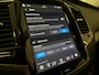 Volvo XC90 T8 AWD Recharge Ultra Ultimate Dark | Luchtvering | Trekhaak | All Season banden | 360 Camera | Head-Up Display | Harman Kardon | 455pk | Adaptieve Cruise Control | Stoelverwarming voor+achter | Stuurwielverwarming | Schuifdak | Full LED Meesturende koplampen | Pilot Assist | BLIS Dode Hoek Detectie | Alcantara hemelbekleding | Lederen zonnekleppen en handgrepen | Elektrische voorstoelen geheugen | Lederen bekleding | Zitting verlenging voorstoelen | Lederen dashboard | 20 Inch | Google Infotainment | Keyless Drive | Privacy Glass | Elektrisch bedienbare achterklep | Geïntegreerd kinderzitje achterin | Geïntegreerde zongordijnen achterportieren | Verlichte instaplijsten | 7-Persoons | 4-Zone Climate Control | DAB Radio | Apple Carplay/Android Auto | Alarm Klasse III | Platinum Grey Metallic |