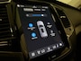 Volvo XC90 T8 AWD Recharge Ultra Ultimate Dark | Luchtvering | Trekhaak | All Season banden | 360 Camera | Head-Up Display | Harman Kardon | 455pk | Adaptieve Cruise Control | Stoelverwarming voor+achter | Stuurwielverwarming | Schuifdak | Full LED Meesturende koplampen | Pilot Assist | BLIS Dode Hoek Detectie | Alcantara hemelbekleding | Lederen zonnekleppen en handgrepen | Elektrische voorstoelen geheugen | Lederen bekleding | Zitting verlenging voorstoelen | Lederen dashboard | 20 Inch | Google Infotainment | Keyless Drive | Privacy Glass | Elektrisch bedienbare achterklep | Geïntegreerd kinderzitje achterin | Geïntegreerde zongordijnen achterportieren | Verlichte instaplijsten | 7-Persoons | 4-Zone Climate Control | DAB Radio | Apple Carplay/Android Auto | Alarm Klasse III | Platinum Grey Metallic |