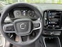 Volvo XC40 1.5 T2 Momentum Business | Trekhaak | Adaptieve Cruise Control | Stoel + Stuurverwarming | BLIS Dodehoek Detectie | Elektr. Achterklep | Keyless | Parkeercamera |