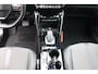 Peugeot 2008 1.2 PureTech Allure Pack O.a: Camera, Navi, Clima, Cruise, Carplay, Etc. All-in prijs!