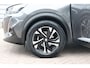 Peugeot 2008 1.2 PureTech Allure Pack O.a: Camera, Navi, Clima, Cruise, Carplay, Etc. All-in prijs!