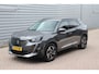 Peugeot 2008 1.2 PureTech Allure Pack O.a: Camera, Navi, Clima, Cruise, Carplay, Etc. All-in prijs!