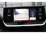 Peugeot 2008 1.2 PureTech Allure Pack O.a: Camera, Navi, Clima, Cruise, Carplay, Etc. All-in prijs!