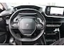 Peugeot 2008 1.2 PureTech Allure Pack O.a: Camera, Navi, Clima, Cruise, Carplay, Etc. All-in prijs!