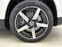 Mercedes-Benz GLB 200 Business Solution AMG 7p. 58 kWh | Premium pakket | Trekhaak | Winterpakket | Nightpakket | Vast panoramadak | GUARD 360° | 19” vijfspaaks lichtmetalen AMG-velgen | Warmtewerend, donkergetint glas |