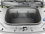 Mercedes-Benz GLB 200 Business Solution AMG 7p. 58 kWh | Premium pakket | Trekhaak | Winterpakket | Nightpakket | Vast panoramadak | GUARD 360° | 19” vijfspaaks lichtmetalen AMG-velgen | Warmtewerend, donkergetint glas |