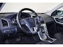 Volvo XC60 T5 FWD R-Design - AUTOMAAT - Panorama/schuifdak - BLIS - Bi-Xenon koplampen - Parkeercamera achter - Parkeersensoren voor & achter - Cruise control - 20' LMV