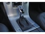 Volvo XC60 T5 FWD R-Design - AUTOMAAT - Panorama/schuifdak - BLIS - Bi-Xenon koplampen - Parkeercamera achter - Parkeersensoren voor & achter - Cruise control - 20' LMV