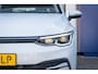 Volkswagen Golf 1.0 eTSI Life Business | Massage | Memory | Stoel+stuur verwarming | Cruise adaptief | Dodehoek detectie | Camera | Apple Carplay/Android Auto | Achteruitrijcamera | Apple Carplay/Android Auto|telefoonintegratie premium | Comfortstoel(en)