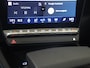 Renault Austral 1.2 E-Tech full hybrid 200 PK esprit Alpine | Apple Carplay/Android | cruise control adaptief met Stop&Go en stuurhulp | dodehoekdetectie met correctie | electronic climate control | file assistent | LED koplampen | lichtmetalen velgen 20" | navigatiesysteem |