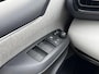 Toyota Yaris 1.5 Hybrid Executive | Rijklaar | Two-Tone | Lederen Bekleding | Head-up Display |