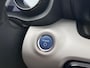 Toyota Yaris 1.5 Hybrid Executive | Rijklaar | Two-Tone | Lederen Bekleding | Head-up Display |