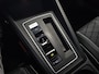 Volkswagen Golf 1.5 eTSI R-Line | Geen import | Panoramadak | Camera | H&K | IQ