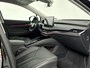 Skoda Enyaq iV 60 | SOH 91% | Apple Carplay | Android Auto | Bluetooth | Buitenspiegels Elektrisch verstel- en Verwarmbaar | Cruise Control Adaptief | Electronic Climate Control | Lichtmetalen Velgen | Navigatiesysteem | trekhaak Elektrisch Uitklapbaar Sportstuur | Lederen Bekleding | Stoelverwarming | Head-up Display | Panoramadak |  Parkeersensor Achter | Stuurwiel Multifunctioneel |