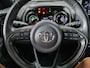 Toyota Yaris 1.5 Hybrid Executive Bi-Tone / HUD / JBL / PDC v+a