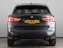 BMW X1 xDrive25i High Executive (Afn. Trekhaak / Pano / H&K / Camera / ACC / Navi)