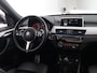 BMW X1 xDrive25i High Executive (Afn. Trekhaak / Pano / H&K / Camera / ACC / Navi)