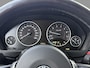 BMW 3-Serie 320i Executive / Volledig BMW Dealeronderhouden / Sport-Line / PDC / Bluetooth / Navigatie / BOVAG Garantie /