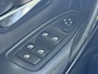 BMW 3-Serie 320i Executive / Volledig BMW Dealeronderhouden / Sport-Line / PDC / Bluetooth / Navigatie / BOVAG Garantie /