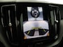 Volvo XC60 2.0 T6 Plug-in hybrid AWD Plus Dark SOH100% (Pano / 360 Cam / H&K / Winterpakket / All season)