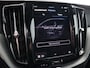 Volvo XC60 2.0 T6 Plug-in hybrid AWD Plus Dark SOH100% (Pano / 360 Cam / H&K / Winterpakket / All season)