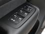 Volvo XC60 2.0 T6 Plug-in hybrid AWD Plus Dark SOH100% (Pano / 360 Cam / H&K / Winterpakket / All season)