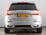 Volvo XC60 2.0 T6 Plug-in hybrid AWD Plus Dark SOH100% (Pano / 360 Cam / H&K / Winterpakket / All season)