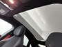 Mercedes-Benz CLA 200 Business Solution AMG | Plus Line | Premium Plus pakket | Winterpakket | Nightpakket | Rijassistentiepakket | MBUX Augmented Reality navigatie | Sportstoelen | Vast panoramadak | 19" multispaaks lichtmetalen AMG-velgen |